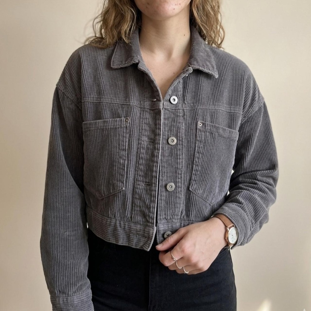 Forever 21 charcoal grey corduroy cropped jacket snap button chest pockets – L